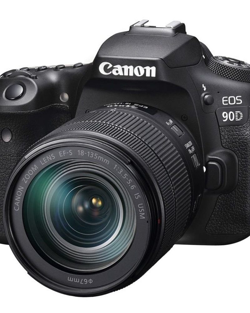 Canon EOS 90D + 18-135mm IS USM